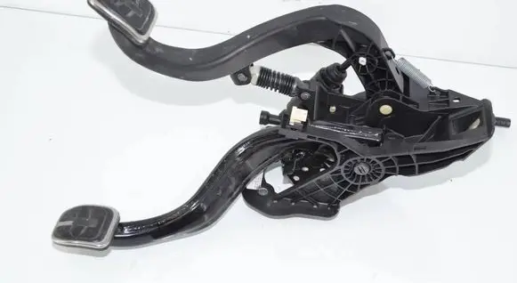 BMW 3 G20 G21 Pedal assembly 7428305 6891119 35006891119