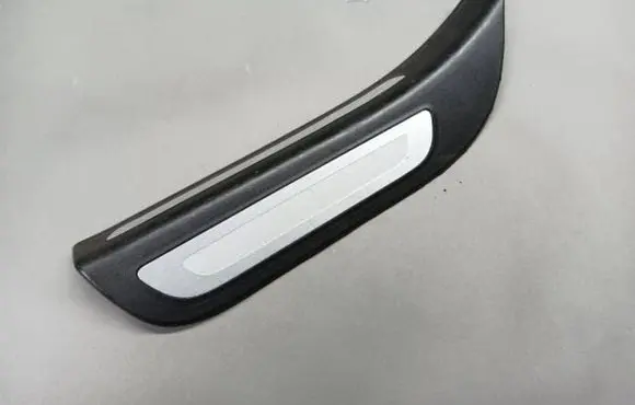 Audi Q5 SQ5 Front sill trim cover 8R0853375 8R0853375C