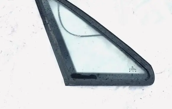 Volkswagen PASSAT B4 Rear side window
