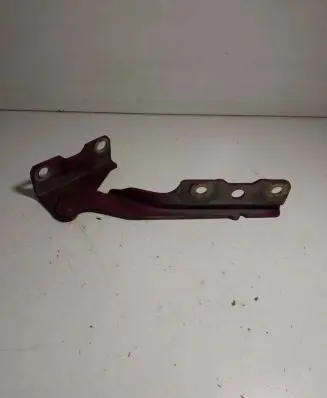 Mitsubishi Lancer Engine bonnet/hood hinges