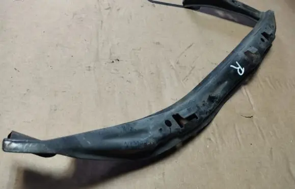 Honda Civic Headlight/headlamp mounting bracket