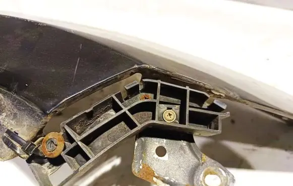 Honda Civic Front bumper mounting bracket