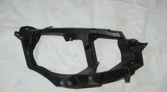 Mitsubishi Colt Front bodywork piece 