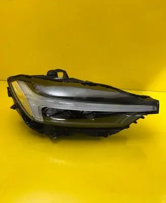 Volvo XC60 Headlight/headlamp 32337385