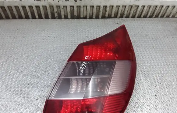 Renault Scenic II - Grand scenic II Rear/tail lights 15911600