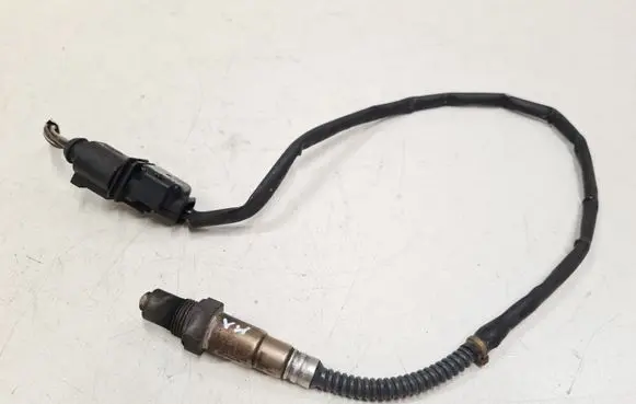 Volkswagen PASSAT B6 Lambda probe sensor 03G906262