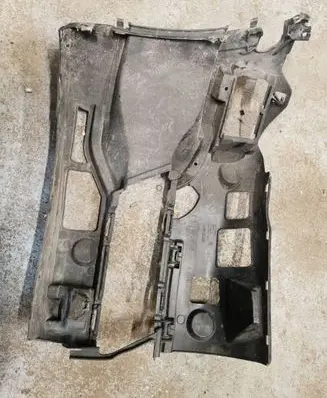 BMW 5 G30 G31 Front bumper mounting bracket 51119498601 15067010 9498601
