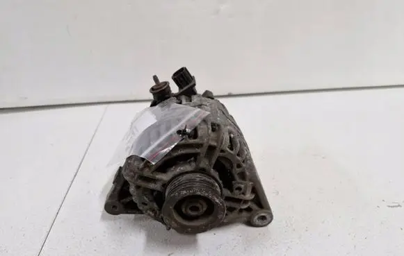Toyota Avensis T250 Generator/alternator