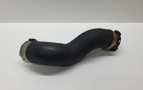 BMW 5 F10 F11 Intercooler hose/pipe 8516509 851650901 11279412