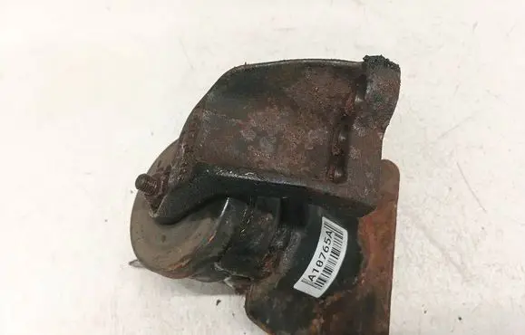 Suzuki Swift I Engine mount bracket 1164186601ca