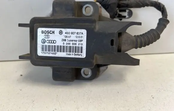 Volkswagen PASSAT B5.5 ESP acceleration yaw rate sensor 4B0907637A 0265005213 128307