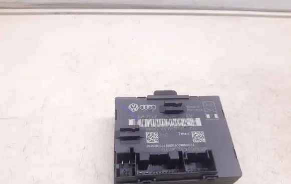 Audi A6 S6 C6 4F Door control unit/module 4F0959795P