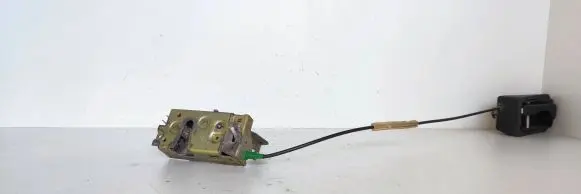 Ford Escort Rear door lock 91ABA264A26AD