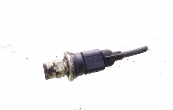 Air conditioning (A/C) pressure sensor