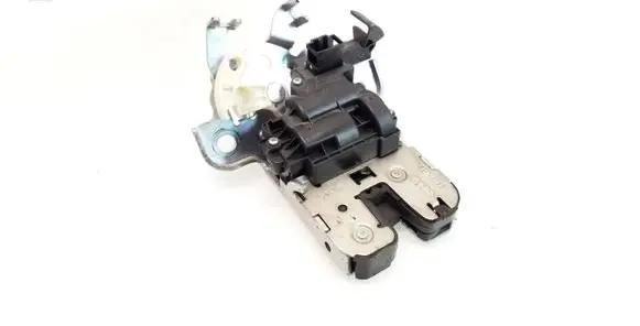 Skoda Octavia Mk3 (5E) Tailgate/trunk/boot lock/catch/latch 8R0827505A 043140140216