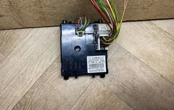 Mercedes-Benz C W205 Other control units/modules A2059007521 5HB01089539 2059007521