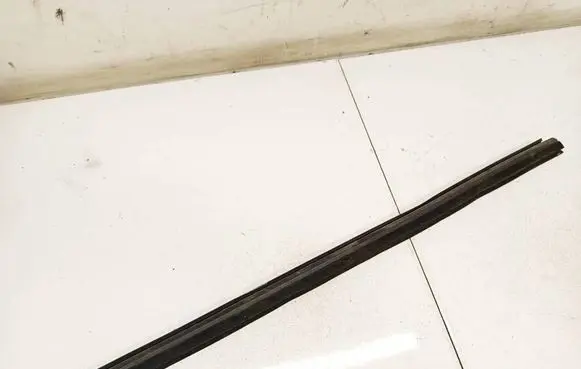 Toyota Corolla E140 E150 Front door glass trim molding