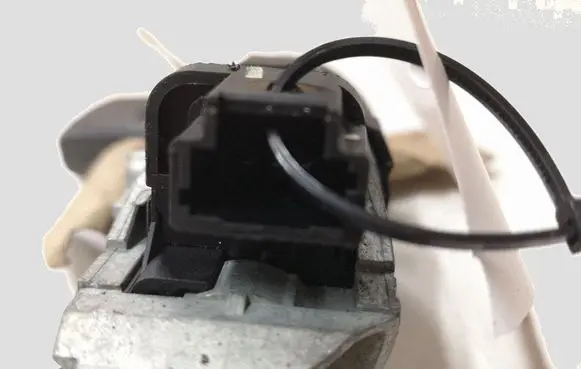 Peugeot 407 Ignition lock 9648445180