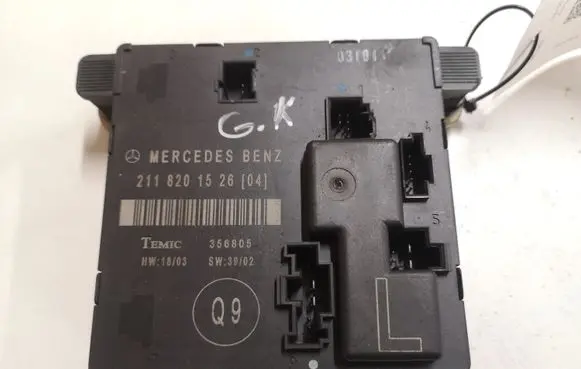 Mercedes-Benz E W211 Door control unit/module 2118201526 356805