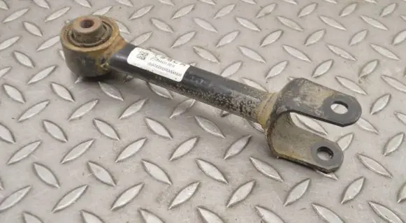 Tesla Model 3 Rear upper control arm/wishbone 104443100H