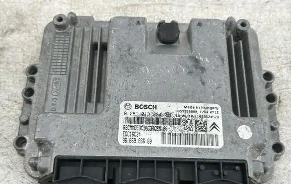 Peugeot 308 Engine control unit/module 9653958980 9666986680 0281013334