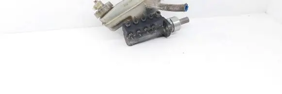 Volkswagen Multivan T4 Master brake cylinder 701611303C