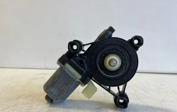 Audi A5 Front door window regulator motor 8W0959802 0130822704
