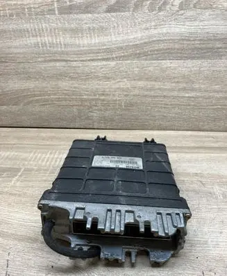 Volkswagen Sharan Engine control unit/module 028906021P 0281001251
