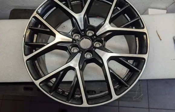 Citroen DS7 Crossback R18 alloy rim 