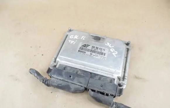 Ford Galaxy Engine control unit/module 038906019FA 1039S00471 0281010629