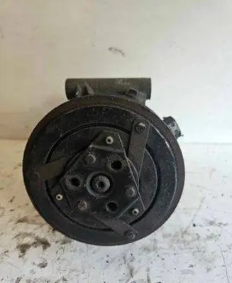 Renault Megane II Air conditioning (A/C) compressor (pump) 8200053264