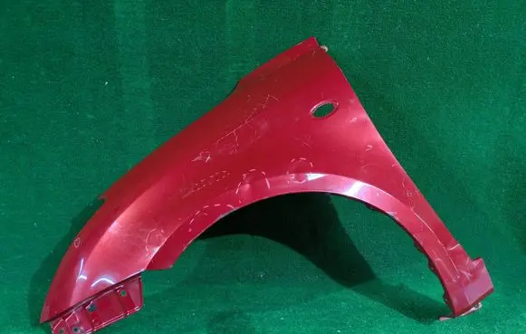 Suzuki Swift I Fender