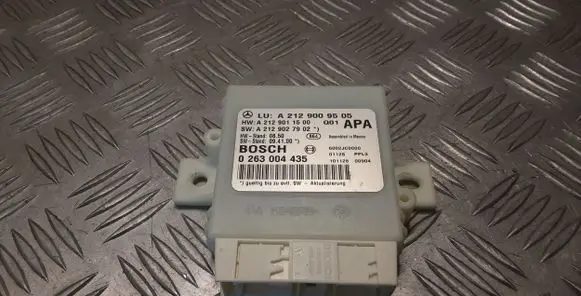 Mercedes-Benz E W212 Parking PDC control unit/module A2129009505 0263004435