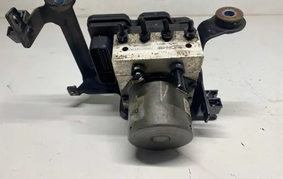 Hyundai ix20 ABS Pump 58920-1P300
