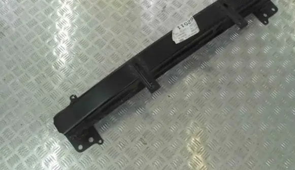 Skoda Fabia Mk2 (5J) Front bumper cross member 5J0807109B