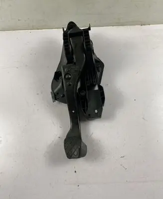 Skoda Superb B8 (3V) Brake pedal 5Q2721058BT