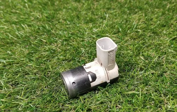 BMW 5 E60 E61 Parking PDC sensor 6940504 6938741