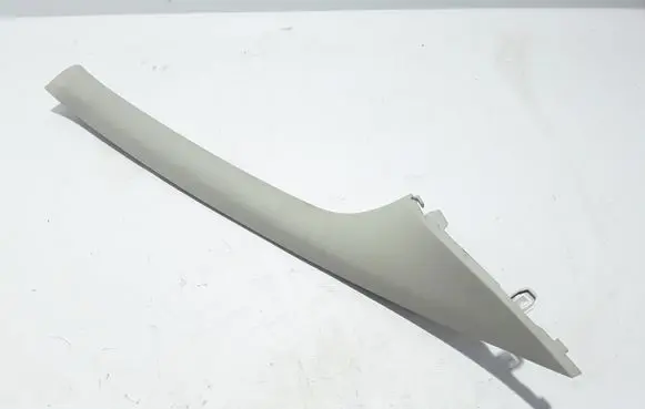 Renault Trafic III (X82) Other sill/pillar trim element 769116799R