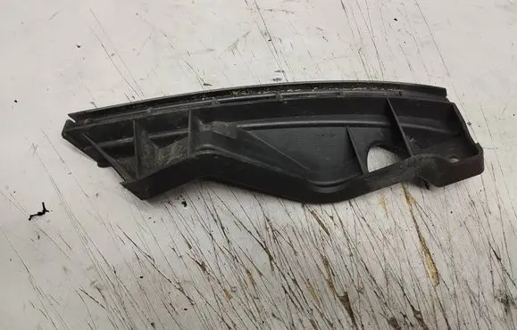 Volkswagen Touran I Front bumper mounting bracket 1T0807889A