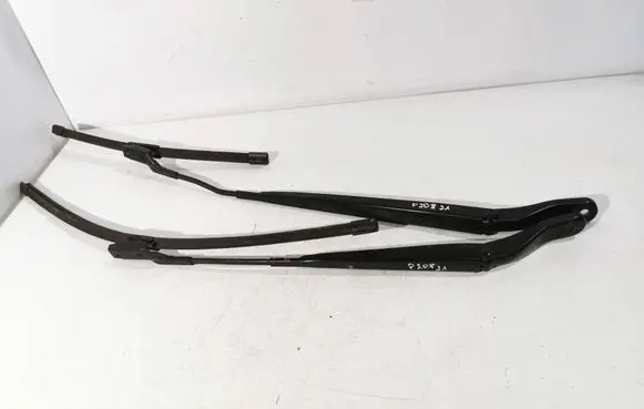 Peugeot 208 Front wiper blade arm 98229B1680