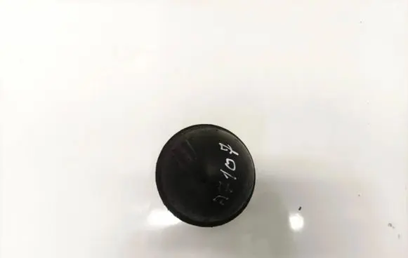 Audi A4 S4 B5 8D Vacuum air tank 