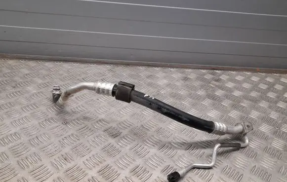 Audi A4 S4 B9 Air conditioning (A/C) pipe/hose 8W1820740F