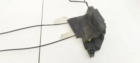 Hyundai Tucson JM Front door lock