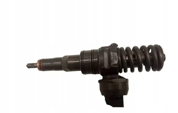 Volkswagen Polo Fuel injector 038130073AG