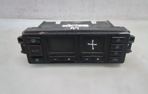 Audi A4 S4 B5 8D Climate control unit