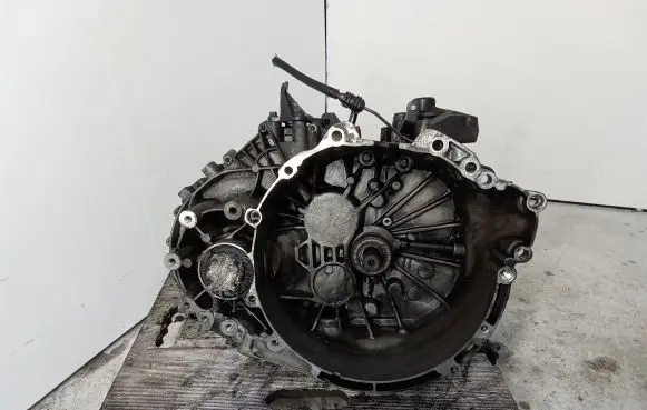 Volvo XC60 Manual 6 speed gearbox RFE66R7F097BB
