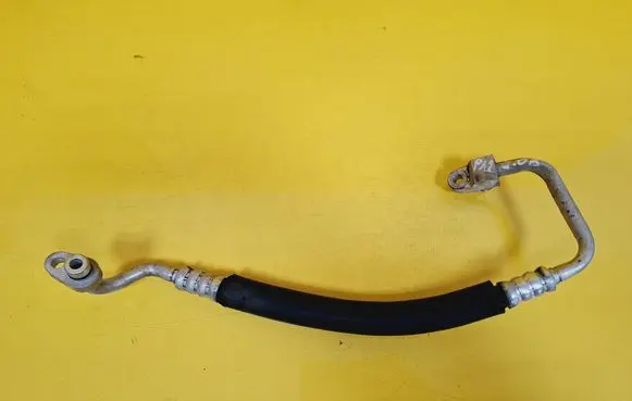 Nissan Primera Air conditioning (A/C) pipe/hose 92490AV600