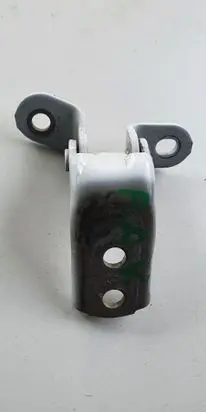 Toyota Yaris Front door upper hinge