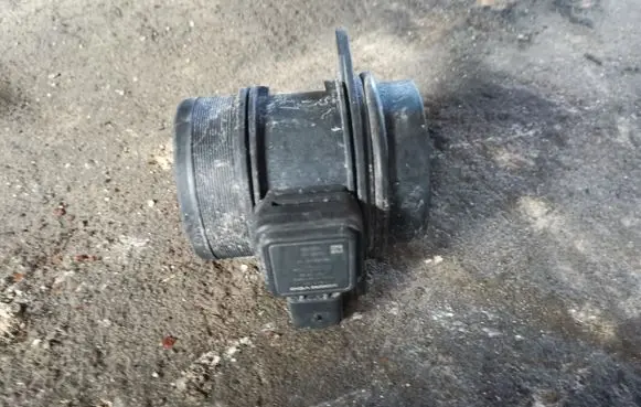 Citroen C6 Mass air flow meter 9645948780