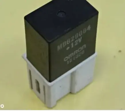Mitsubishi Pajero Other relay MB629084